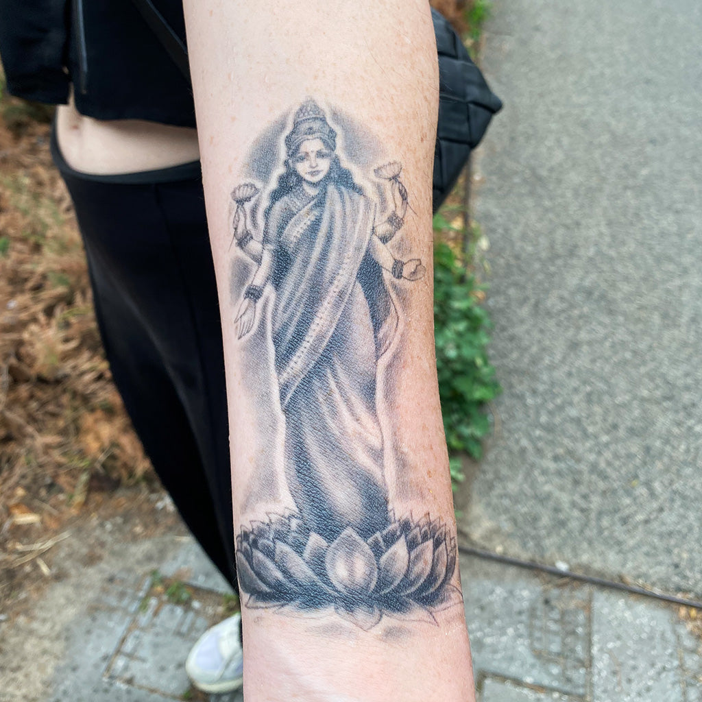lakshmi temporary tattoo