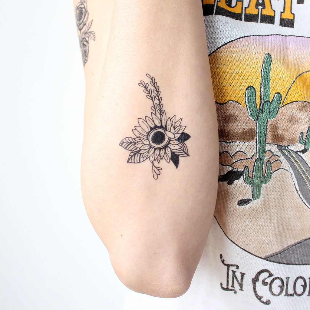 May Flower Tattoo (Set of 4)