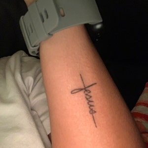 Tiny Jesus Cross Tattoo (Set of 2)