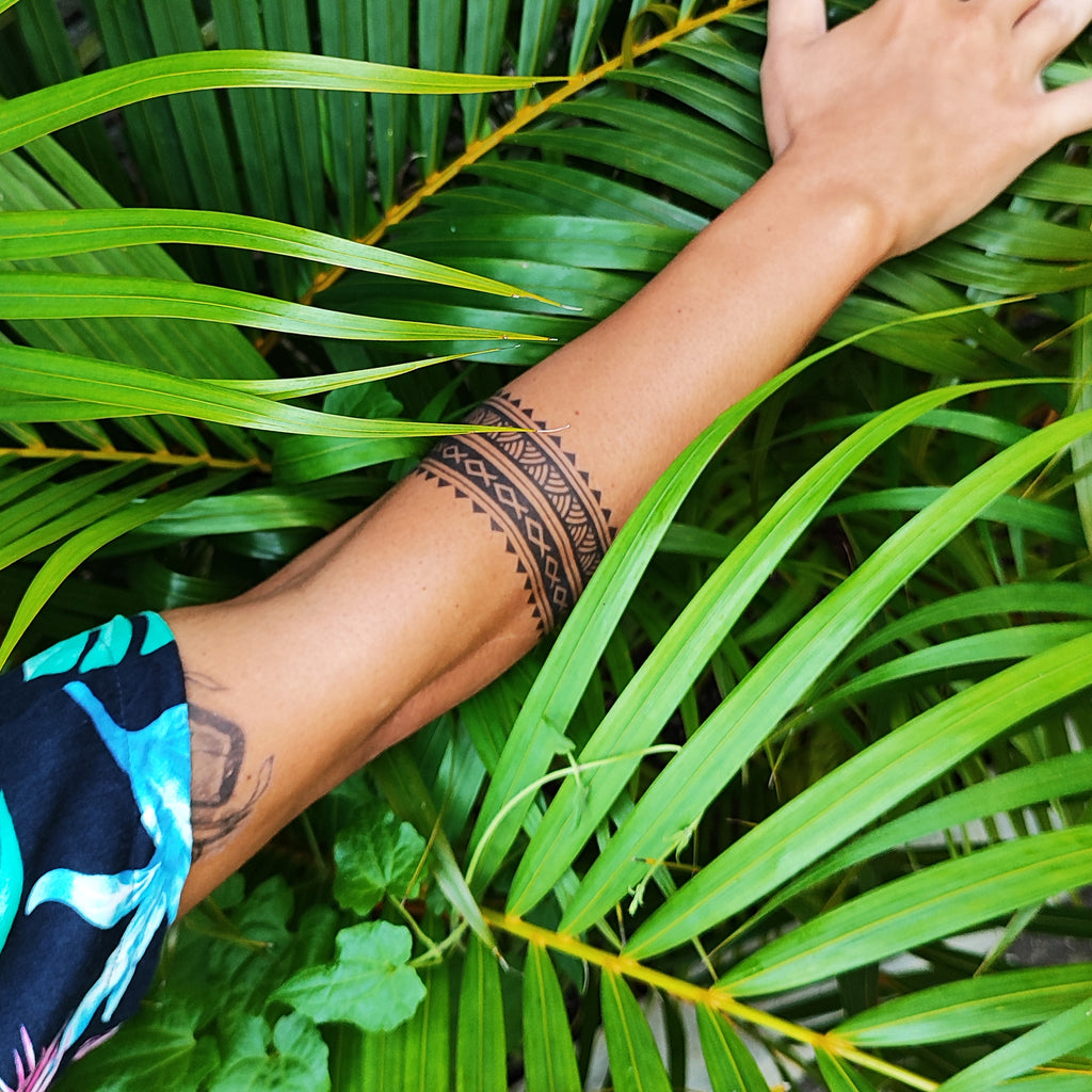Polynesian Armband Tattoo
