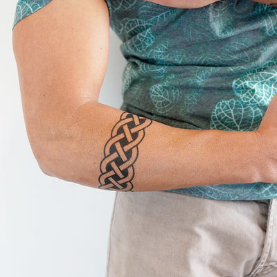Celtic Knot Armband Semi Permanent Tattoo  Reallooking Temporary Tattoos   SimplyInkedin