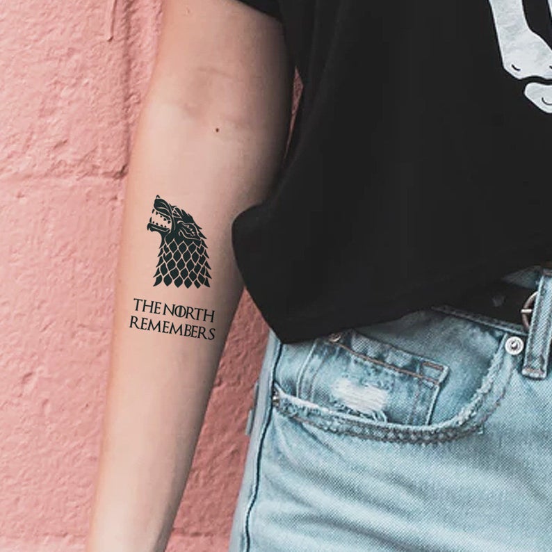 It Turns Out Sophie Turners Game Of Thrones Tattoo Isnt A Spoiler After  All