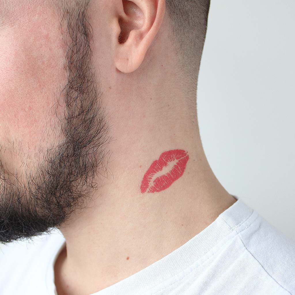 Discover more than 62 kiss lips tattoo on neck - in.eteachers