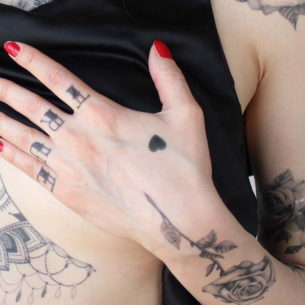 11 Heart Tattoos Thatll Bring Out Your Inner Romantic
